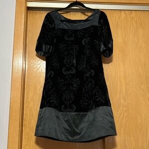 Size 8 Max&Cleo Black Velvet Dress